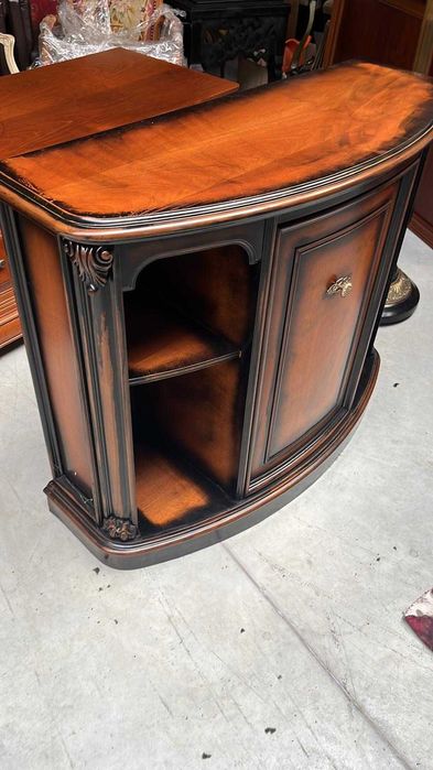 Comoda/consola recent reconditionata!