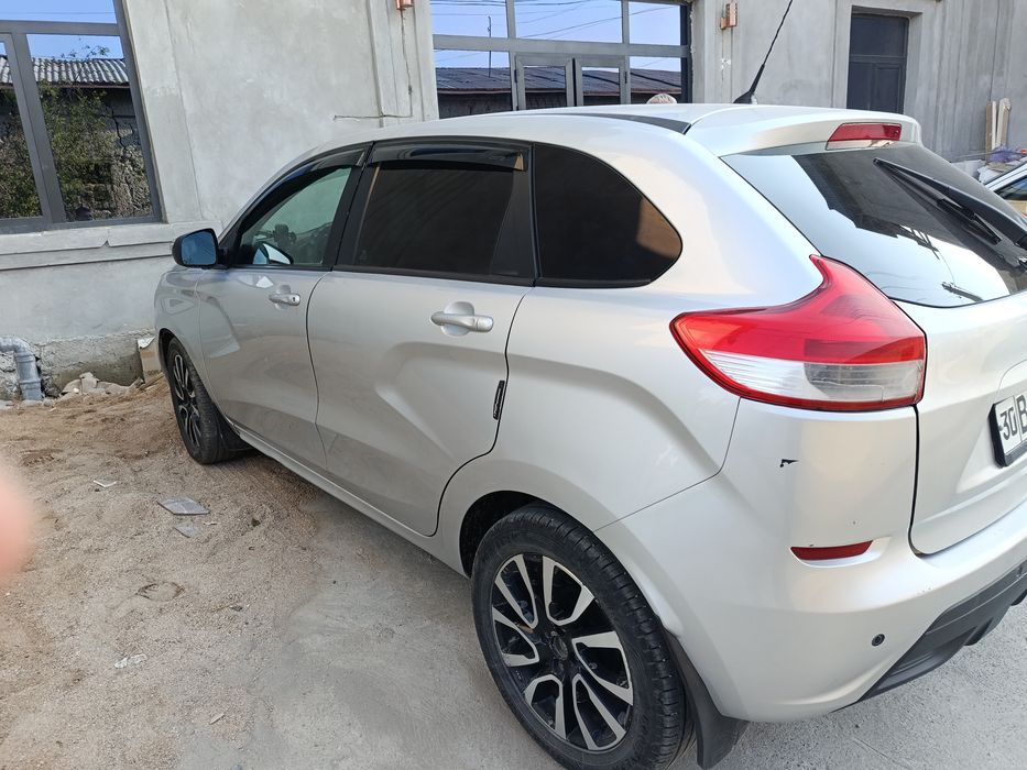 Lada X-Ray 2018 — 4