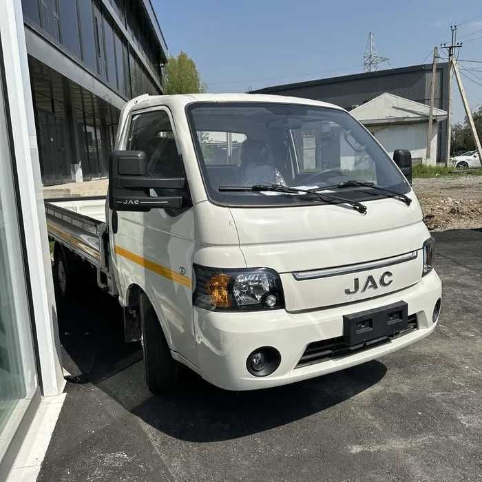 Jac x200 (2L mator. 147 ot kuchi. 3 orindiqli )