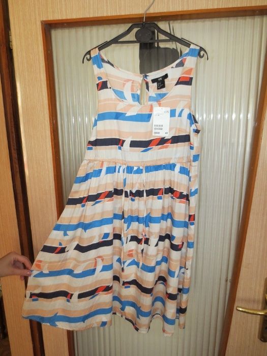 Rochita H&M noua