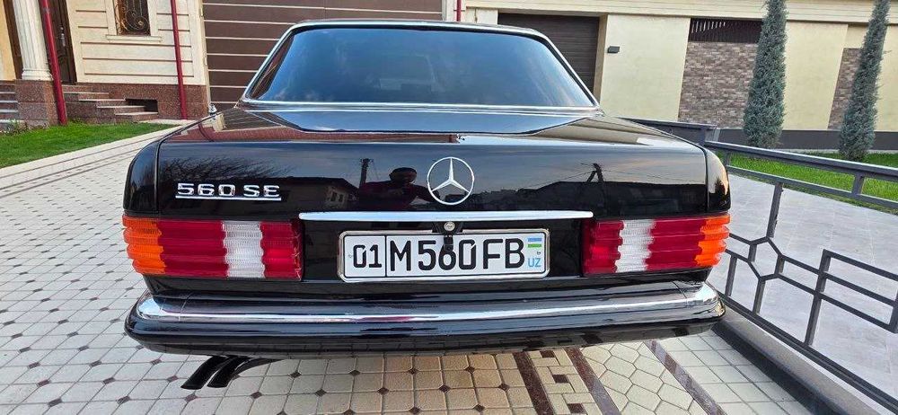 MERCEDES-BENZ W126 diplomat