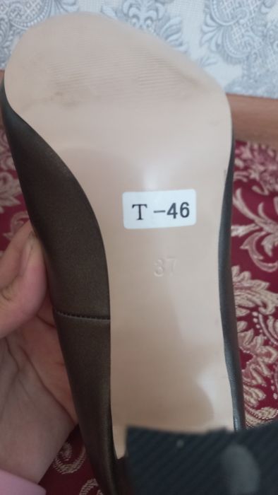 Туфли на каблуках новые
