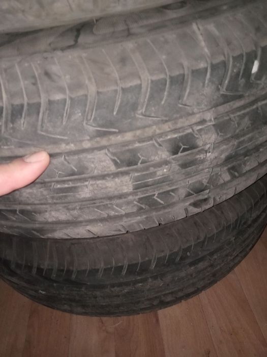 Продам шины 195/65 R15