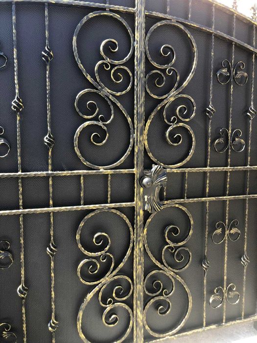 Врати от ковано желязо, порти, портали, по ваш дизайн