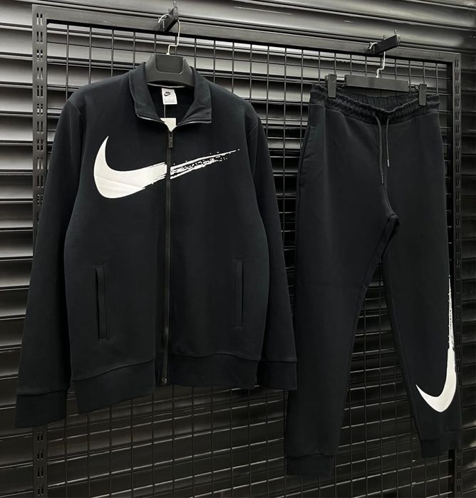 Trening Barbati Nike Swoosh Negru & Alb!