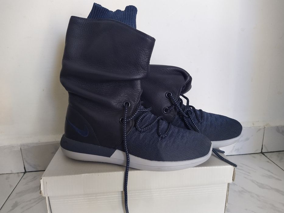 Три чифта ботуши Nike 37,5