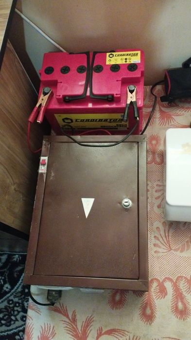 Invektor 3 kv. Akumlator 55 ah.