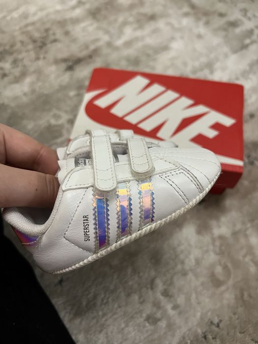 Дрехи на Гуес/Адидас