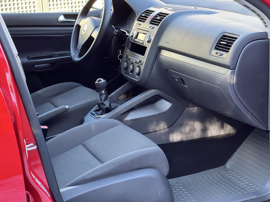 Volkswagen Golf 5   - 2009 -  145.000Km - 1.4MPI - 75CP