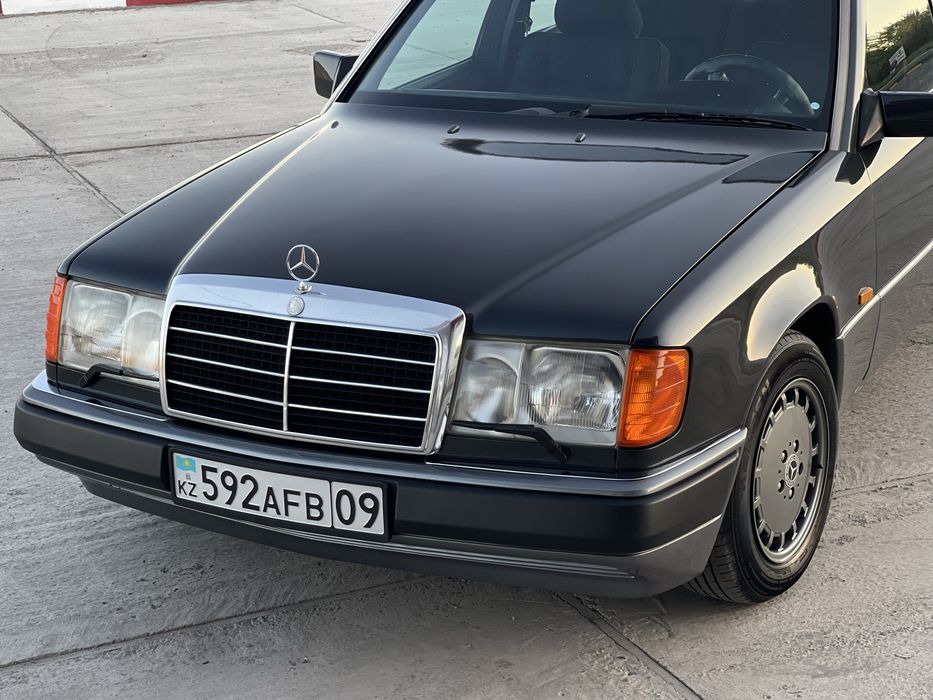 Mercedes-Benz W124