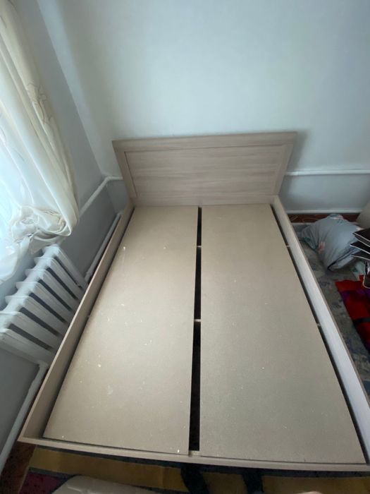 Б/у мебель шифоньер и кровать