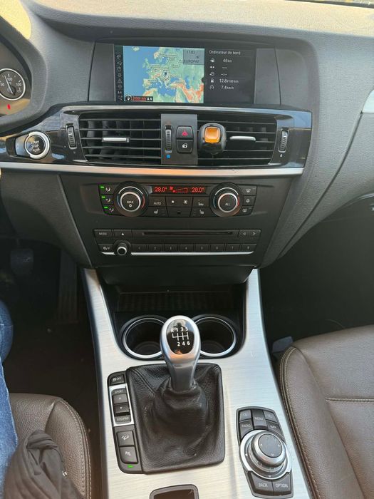 BMW X3 2.0L X-drive
