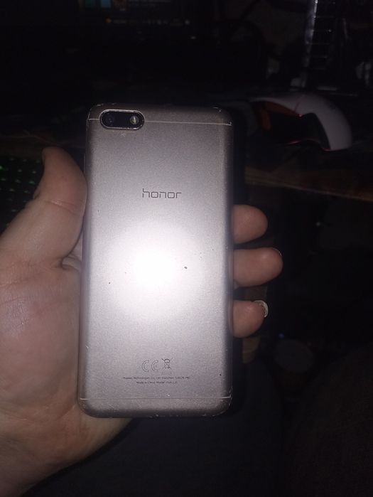 Продам телефон Honor 7A