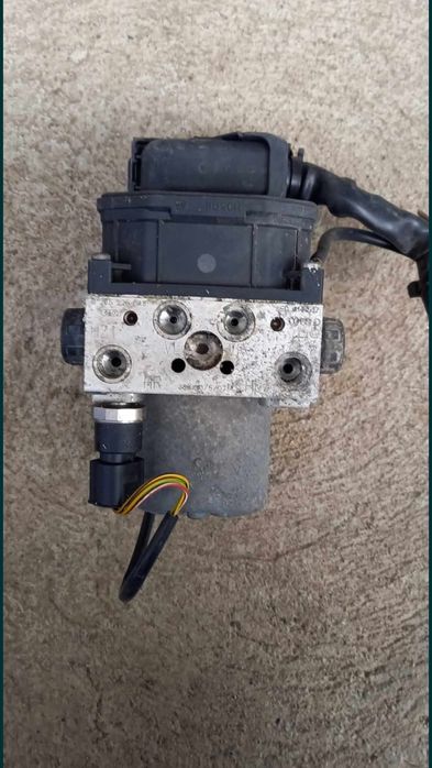 Pompa ABS Audi A4 B6 Benzina 2.0 din 2001 motor ALT cod piesa 8E001451
