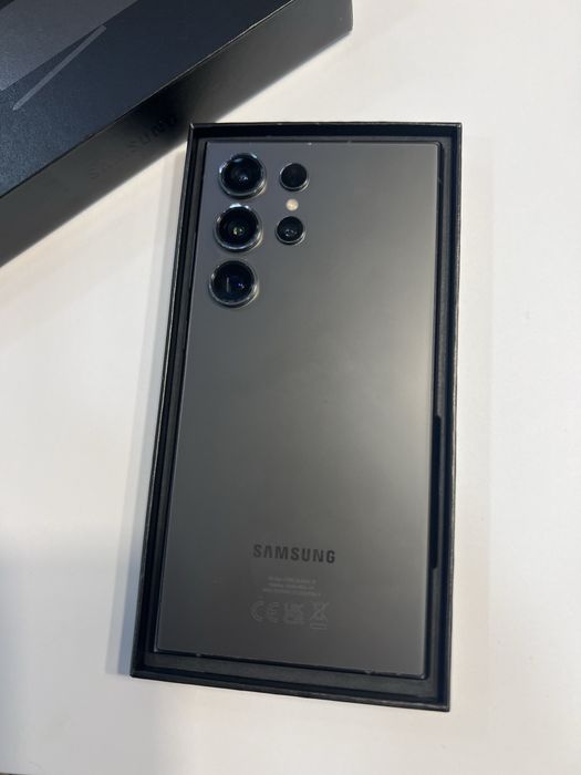 Samsung S24 ULTRA / impecabil / 256 GB / 12 GB RAM