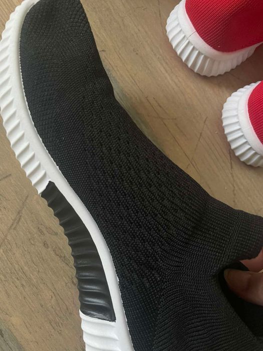 Спортни маратонки с гъвкава подметка