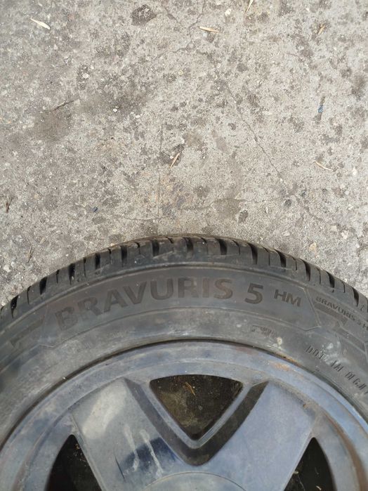 Летни гуми Барум 185/60/15