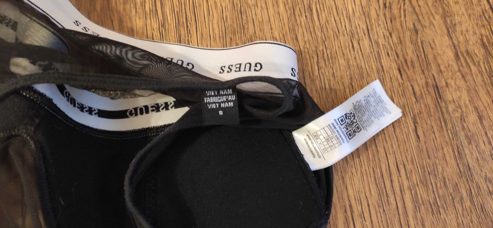 Спортен сутиен Guess