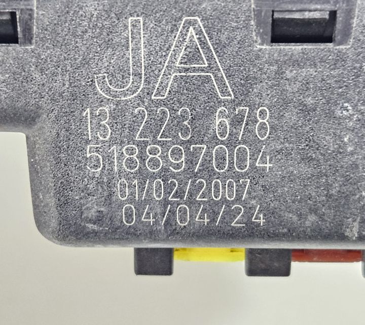 Panou sigurante 518897004 Opel Vectra C