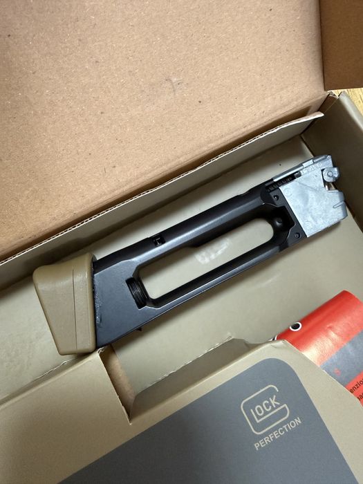 НОВ пълнител за еърсофт airsoft GLOCK 19X 6mm Coyotte