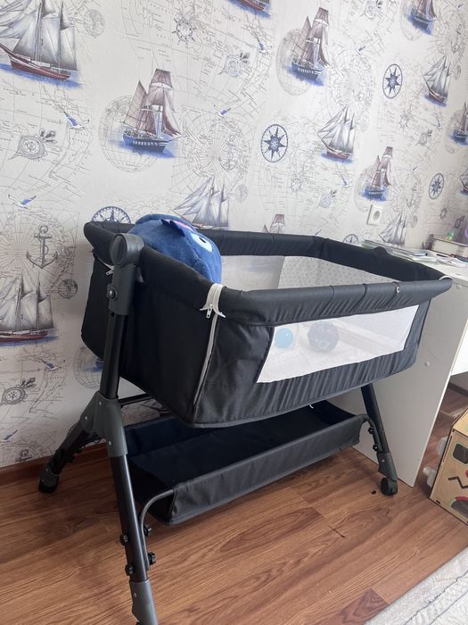 Продается передвижной манеж, в отличном состоянии