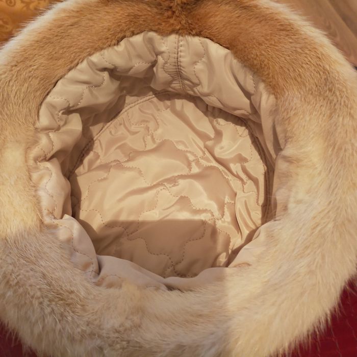 Продам норковую шапку