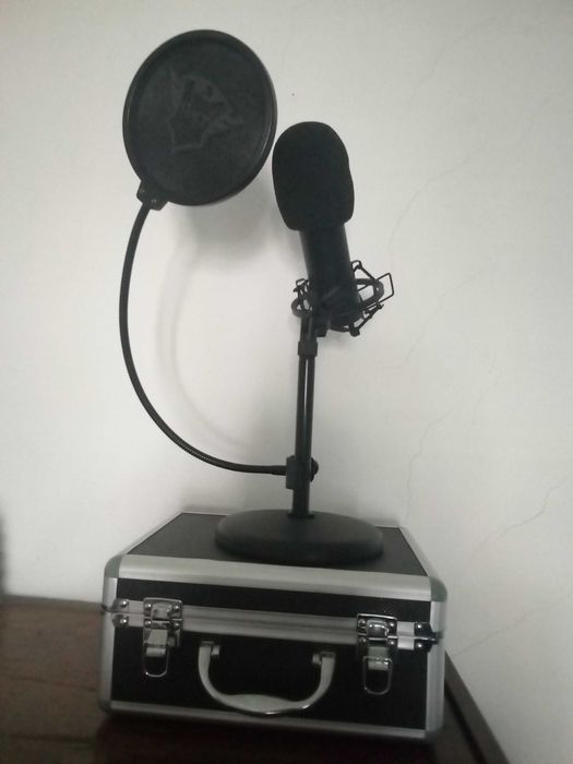 Микрофон Trust GXT 252 Emita Streaming