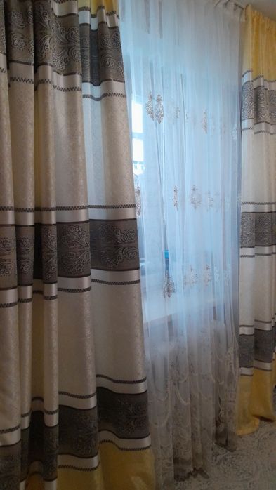 Продам пару штор