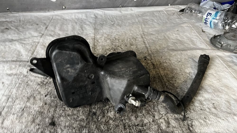 BMW X3 E83 казанче за антифриз