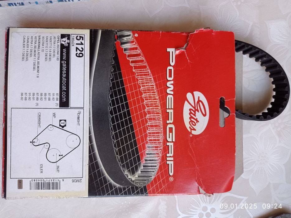 Продам книгу по шаговый ремонт опель кадет,а так же новые запчасти из