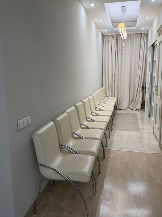 Кожаные стулья для кухни/гостинной 12шт