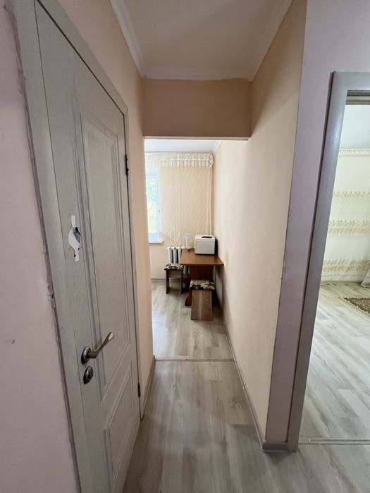 Продам 1 ком кв 35 м2 в районе облисполкома.