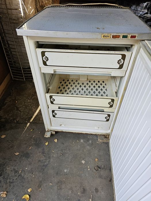 Морозильник Бирюса б/у