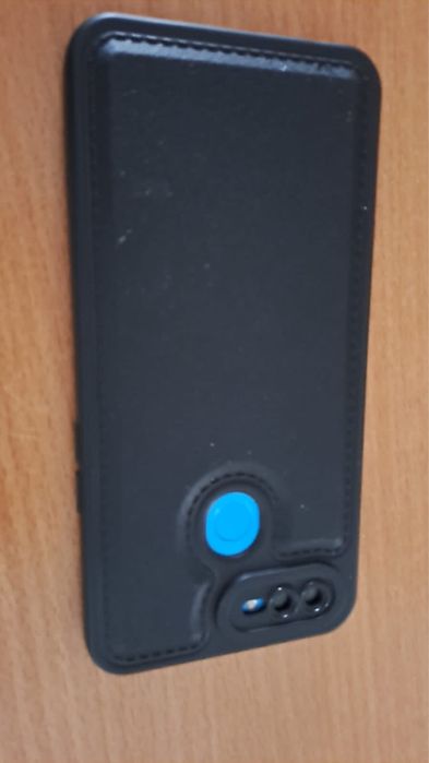 Продам телефон