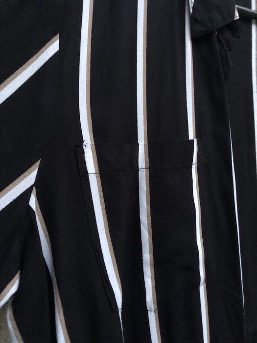 Rochie ONLY cu nasturi și cordon în talie