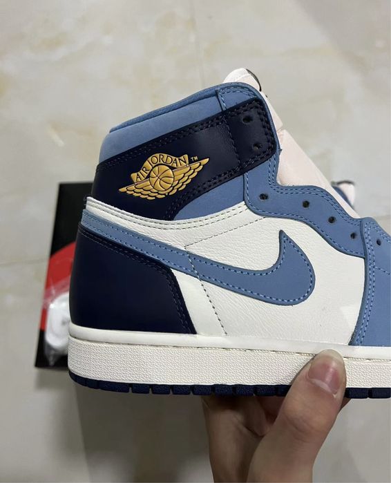Air Jordan 1 Retro High OG First in Flight