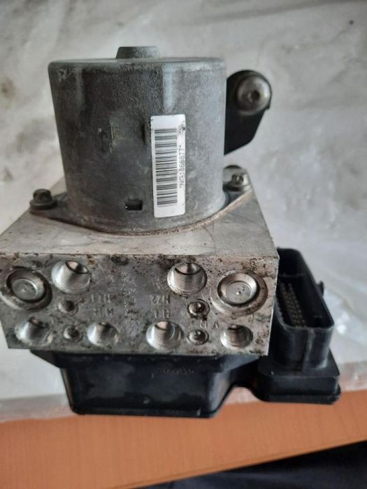pompa modul unitate abs vw Passat b7 cc perfect funcțional