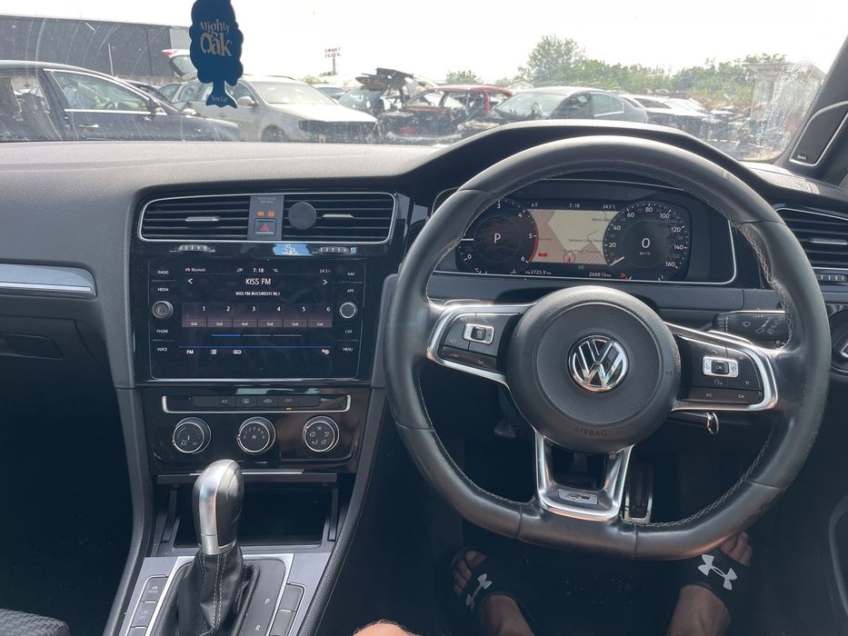 Dezmembrez wv golf 7.5 R-line 2.0d DSG an fabricatie 2018