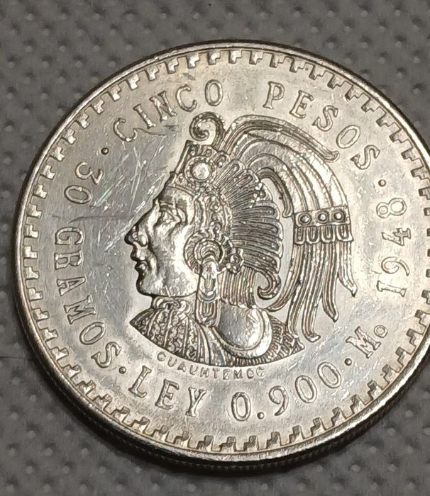 Голяма сребърна монета.