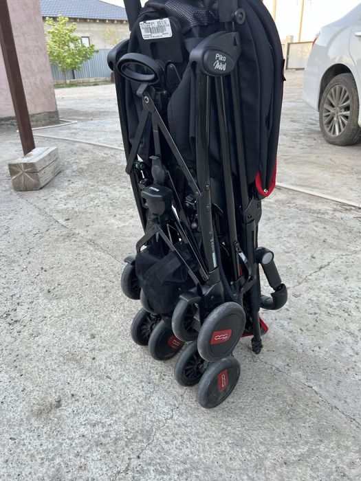 Коляска прогулочная