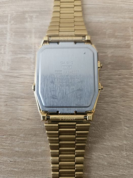 Casio GOLD - AQ-800 E -