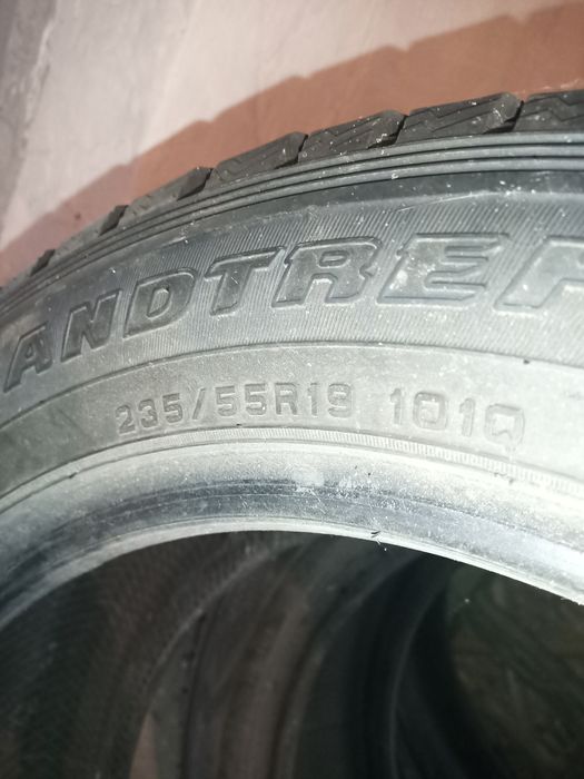 Dunlop 235/55/18