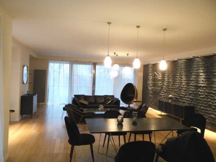 Дава се под наем Тристаен апартамент в Пловдив, Каменица 1 - 87 кв.м за 204 € - Снимка #1