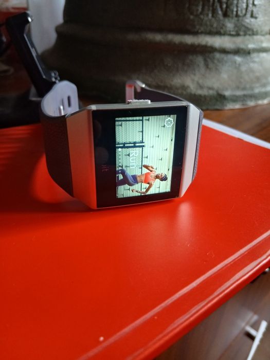 Ceas  Fitbit Ionic curea silicon