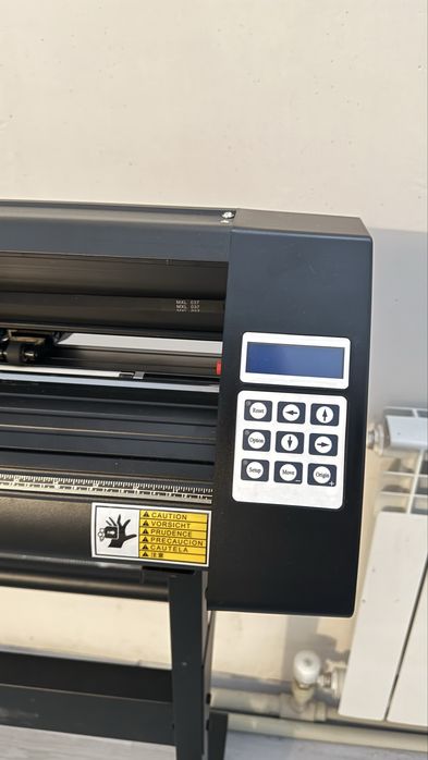 Плоттер абсолютно новый