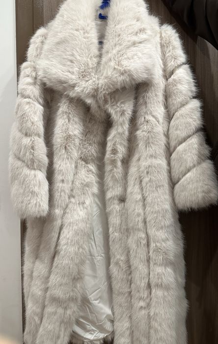 Палто от еко косъм