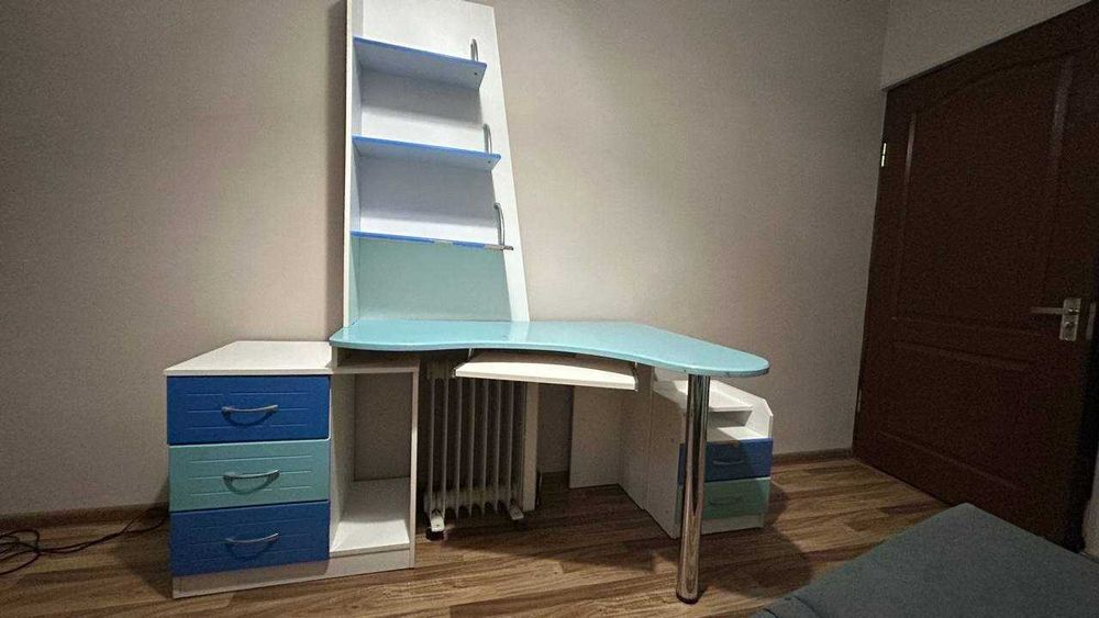 Стол-парта для детской