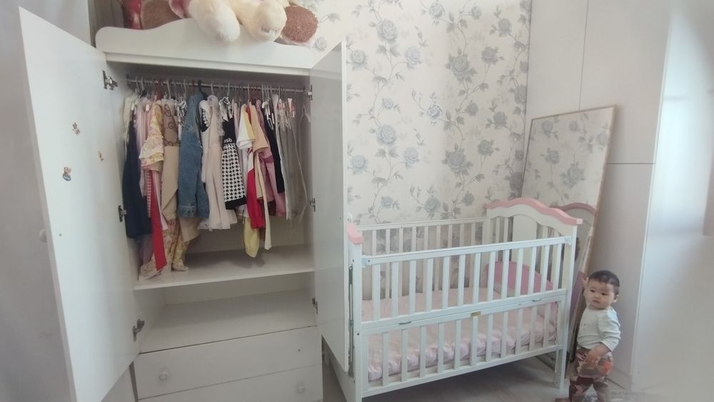 Detskiy krovat + shkafi bilan