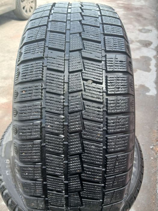 Продам б/у шины липучки