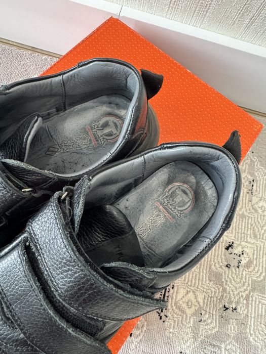 Кожаные ботинки для мальчика